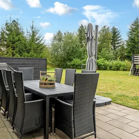 別荘 Sunna - 1-2km From The Sea By Interhome *