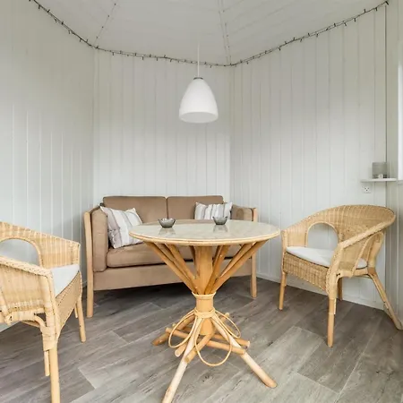 Holiday home Sunna - 1-2km From The Sea By Interhome